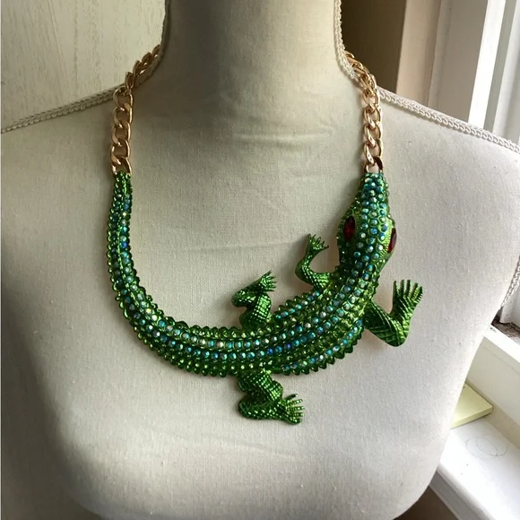 Minimal Necklace, Statement COLLAR, Thin Multilayered - Picture 4 of 14